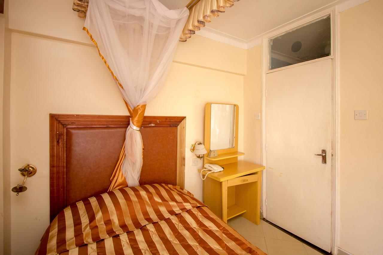 New Zonic Hotel Kisii エクステリア 写真