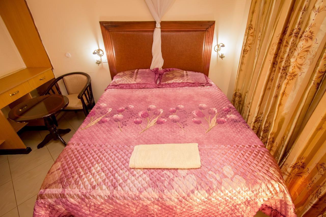 New Zonic Hotel Kisii エクステリア 写真